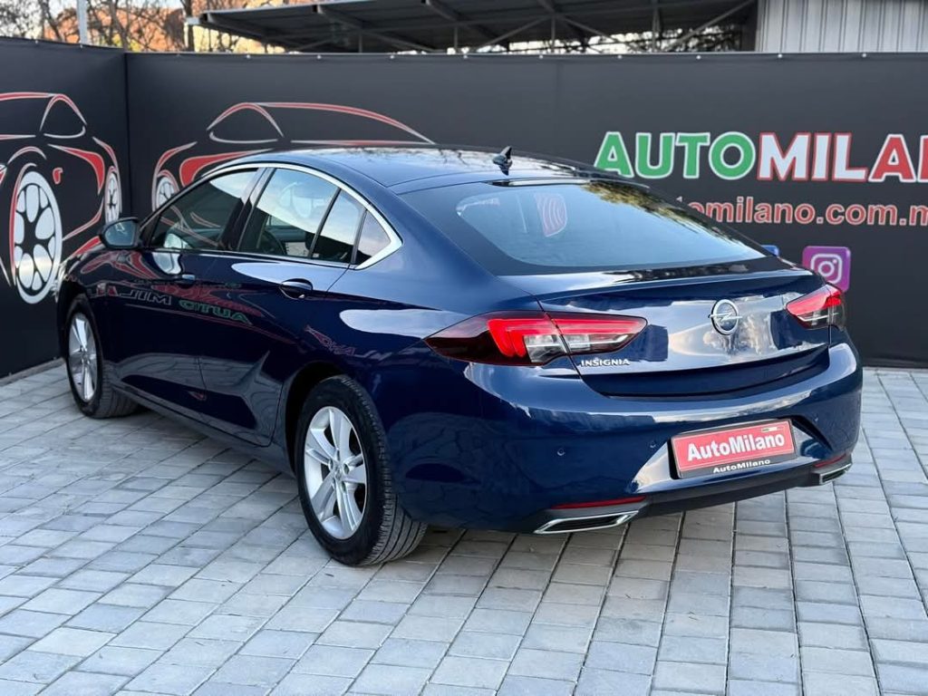 OPEL INSIGNIA GRAND SPORT BUSINESS 2021 GODINA