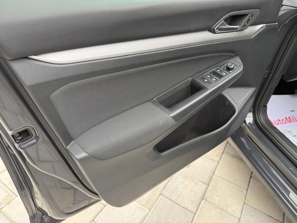 VW GOLF VIII 2.0 TDI DSG-AUTOMATIK 2021 ГОДИНА