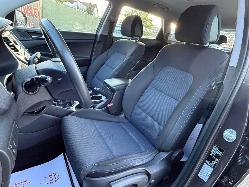 HYUNDAI TUCSON 1.7 CRDI COMFORT 2015 ГОДИНА