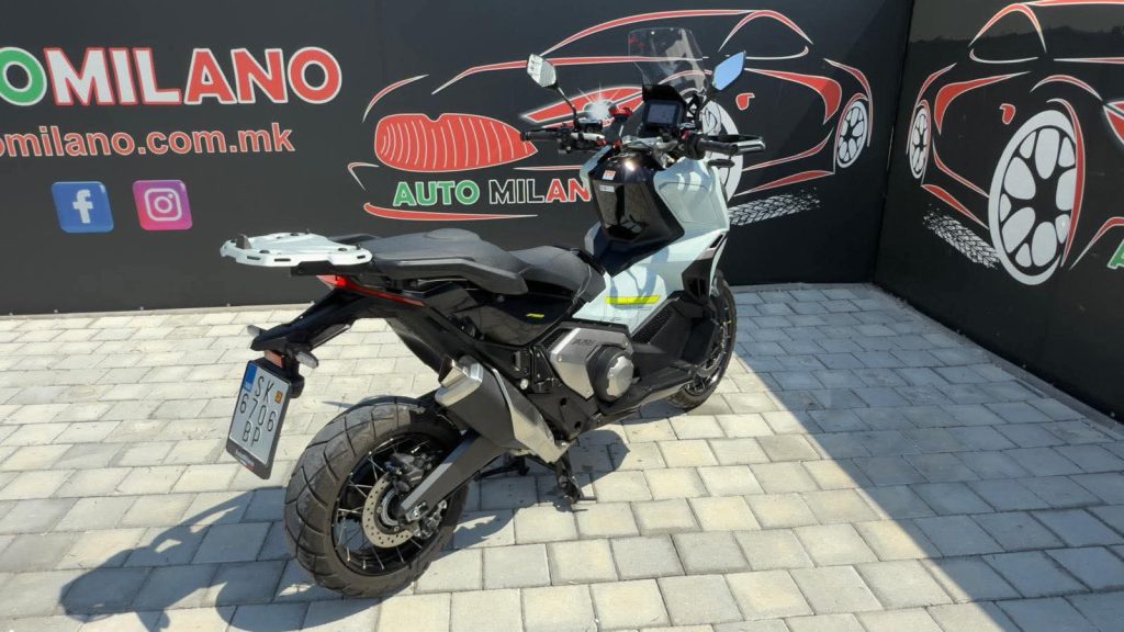 HONDA X-ADV 2024 ГОДИНА