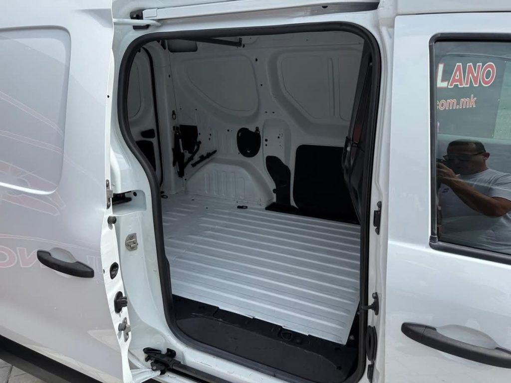 RENAULT KANGOO EXPRESS 1.5 DCI 2021 ГОДИНА