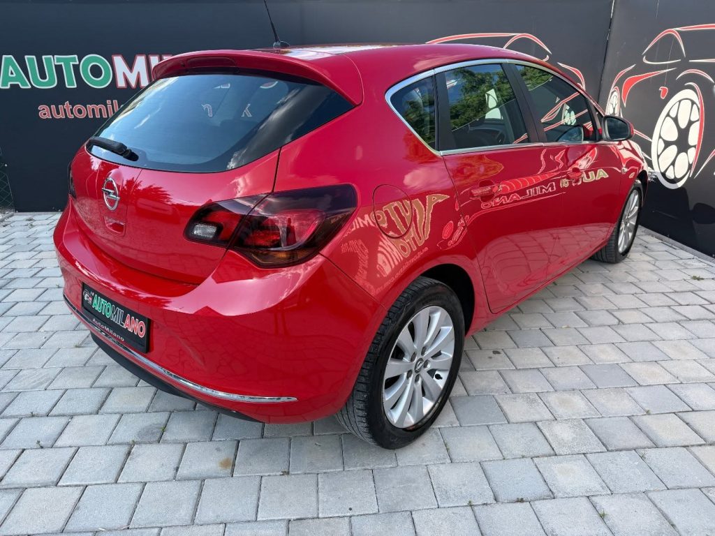 OPEL ASTRA J Cosmo - 1.7 CDTI (110KS) - 2013